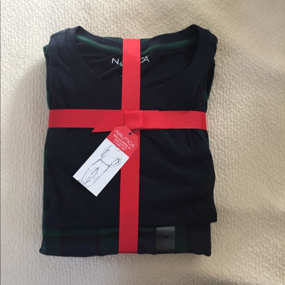 Nautica Men’s sleepwear set